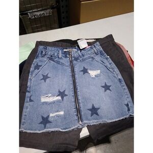 Rock and Roll Cowgirl All Over Star Print Skirt RRWD69RZTG Light Wash 26